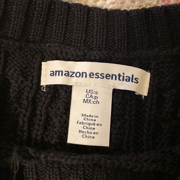 NWT Basic Black Crewneck Cable Knit Sweater - Picture 5 of 7